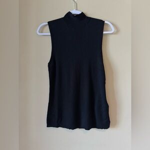 MADEWELL Black Sleeveless Soft Knit  Merano Wool & Silk Yarn top